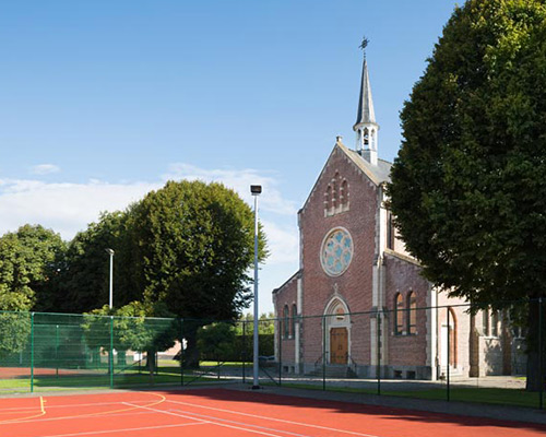 de architekten cie converts belgian chapel into all-boys school