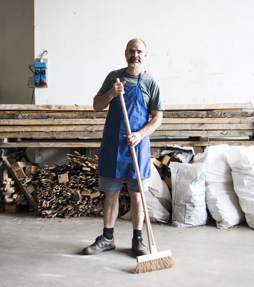 giulio iacchetti pula broom maison objet designboom