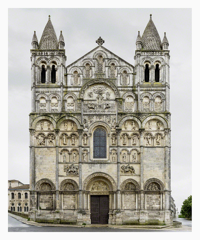 markus-brunetti-facades-yossi-milo-gallery-designboom-08