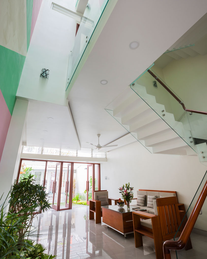 mel-schenck-breeze-house-ho-chi-minh-city-vietnam-designboom-02
