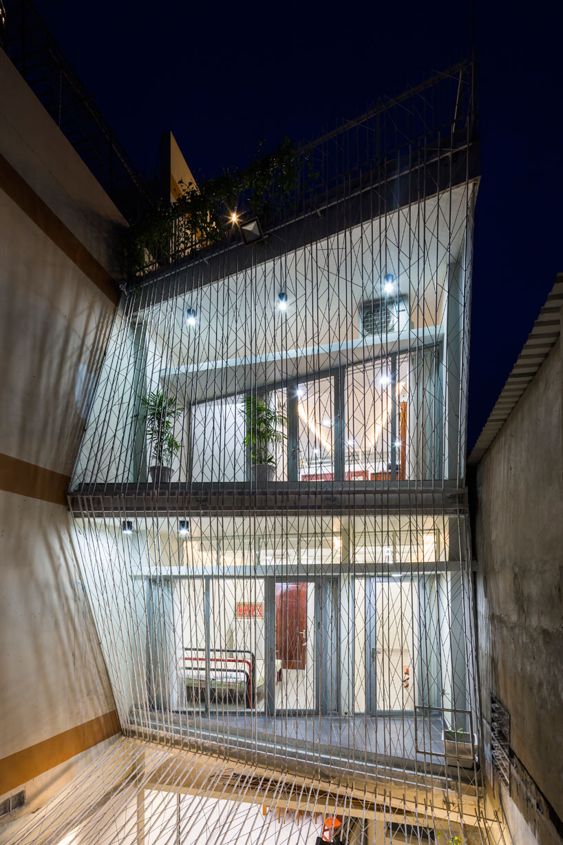 mel-schenck-breeze-house-ho-chi-minh-city-vietnam-designboom-02
