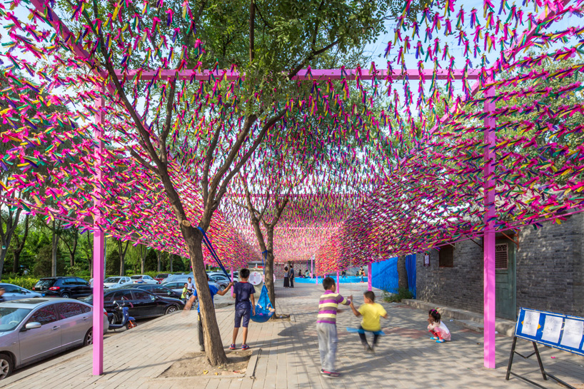 SPARK architects completes jianzi pavilion in beijing with 15,000 featherballs