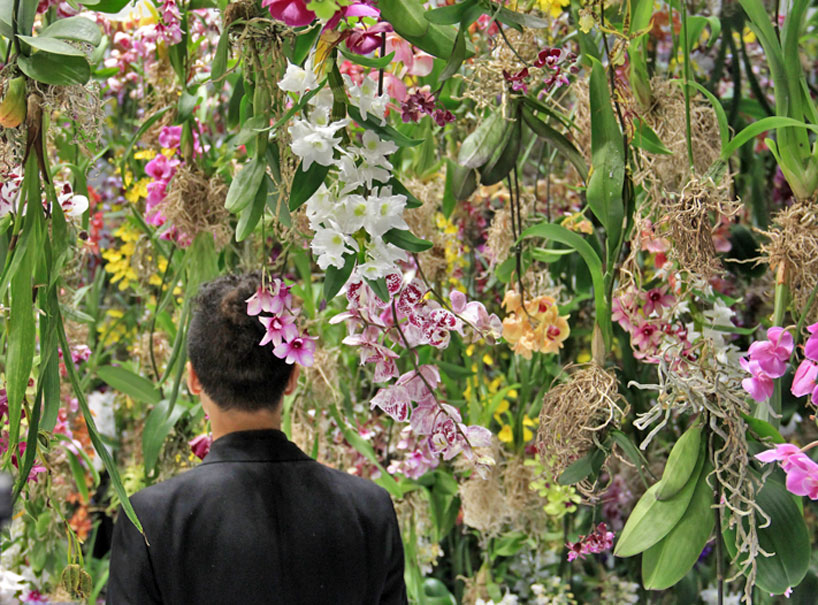 teamLAB-floating-flower-garden-maison-et-objet-paris-designboom-02