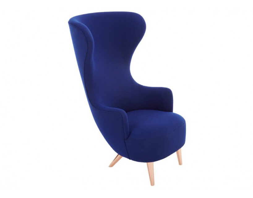 tom dixon new wingback sofa_designboom_007