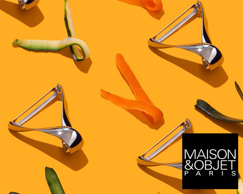 valerio sommella gently twists the sfrido vegetable peeler for alessi