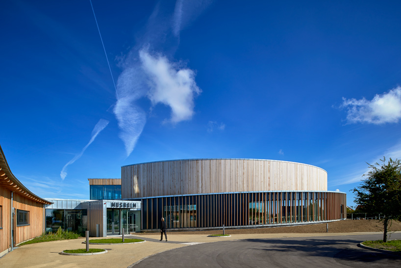 open reaction exhibition open architecture spirit of space chicago architecture biennial designboom