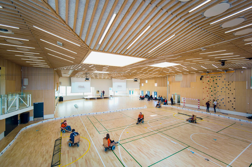 open reaction exhibition open architecture spirit of space chicago architecture biennial designboom