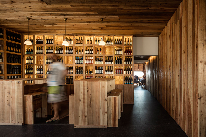 FCC-arquitectura-and-paulo-lobo-cellabar-portugal-designboom-02