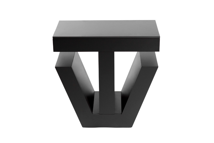 tivù tv-stand by Stefano Giovannoni designboom