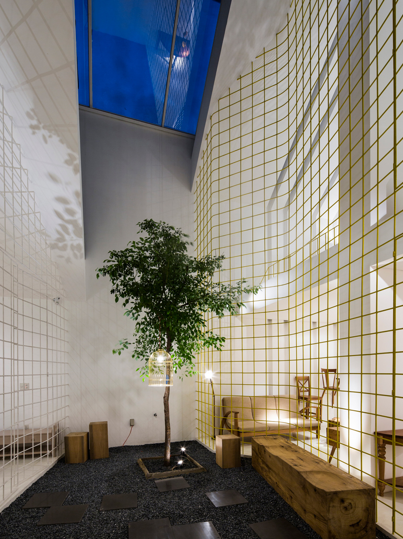 MW-archstudio-thao-ho-home-furnishing-vietnam-designboom-02