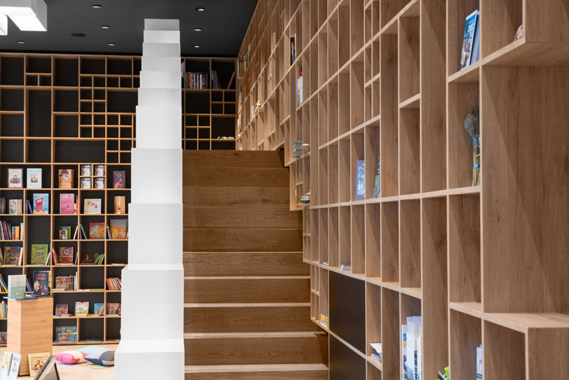 SoNo-arhitekti-slovenian-book-center-trieste-italy-designboom-02