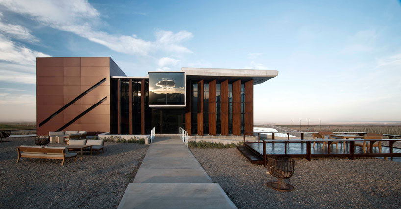 albertotonconogydesignboom03