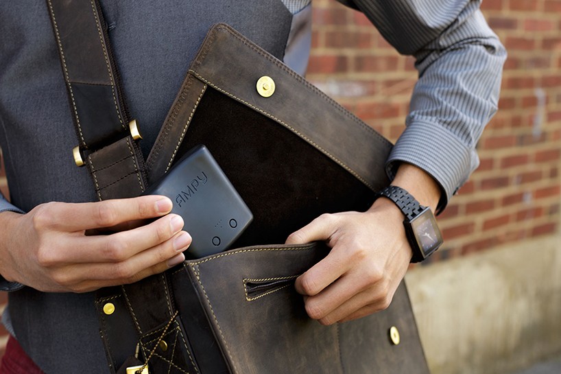 ampy-motion-charging-battery-system-designboom-03