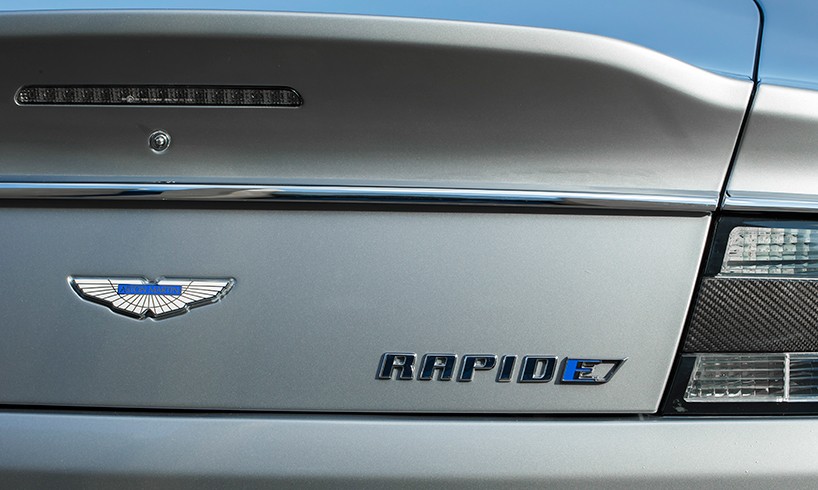 aston-martin-rapidE-electric-concept-designboom-04
