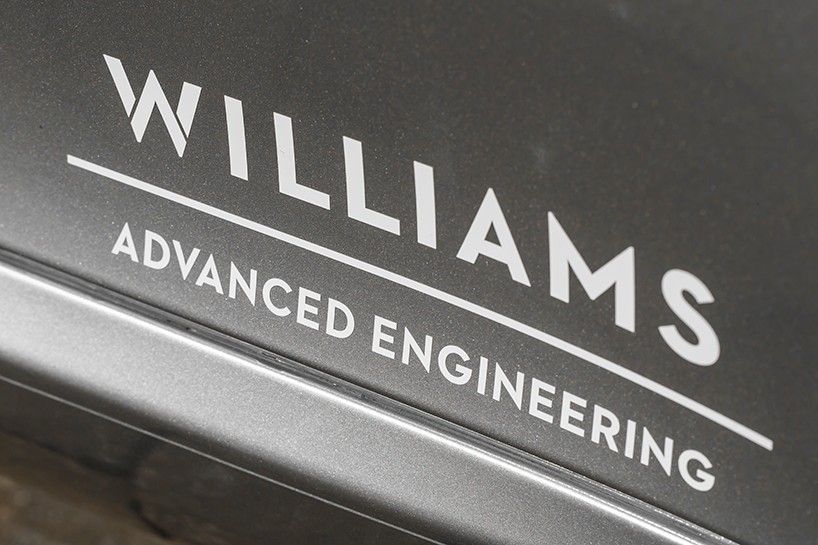 aston-martin-rapidE-electric-concept-designboom-08