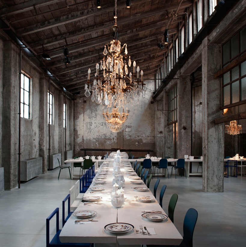 carlo-e-camilla-plan-designboom-011-818x819