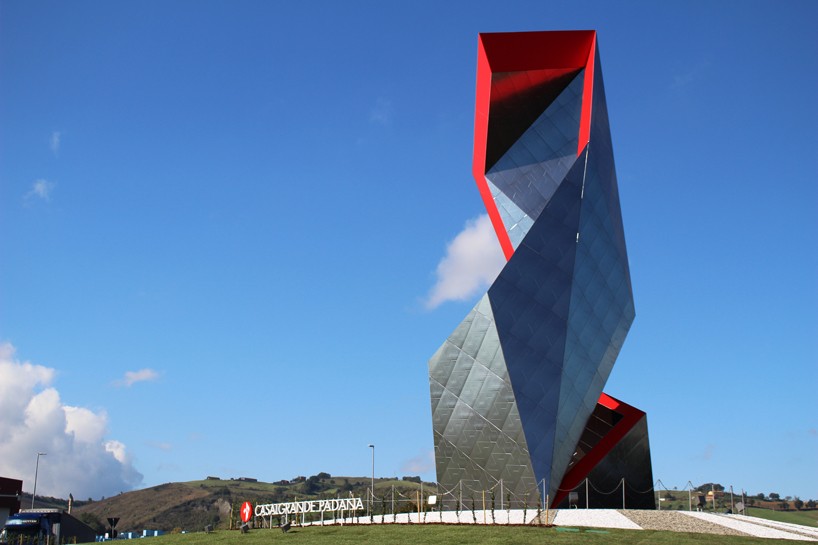 daniel libeskind clads faceted sculpture with casalgrande padana's porcelain stoneware tiles