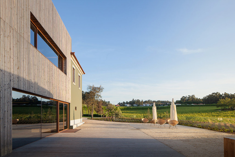 fcc arquitectura paulo lobo monverde wine experience hotel portugal designboom