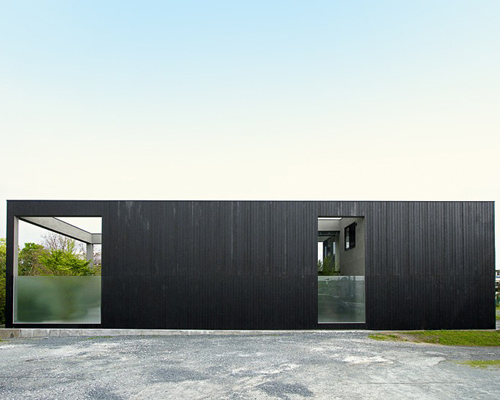 HYAD architects builds residence next to historical site in japan