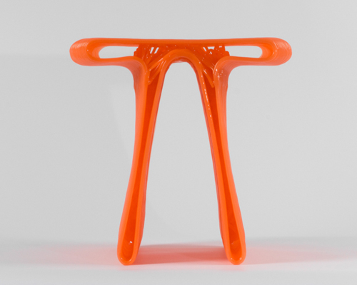ryan penning's algorithmically designed + robotically 3d printed percy stools