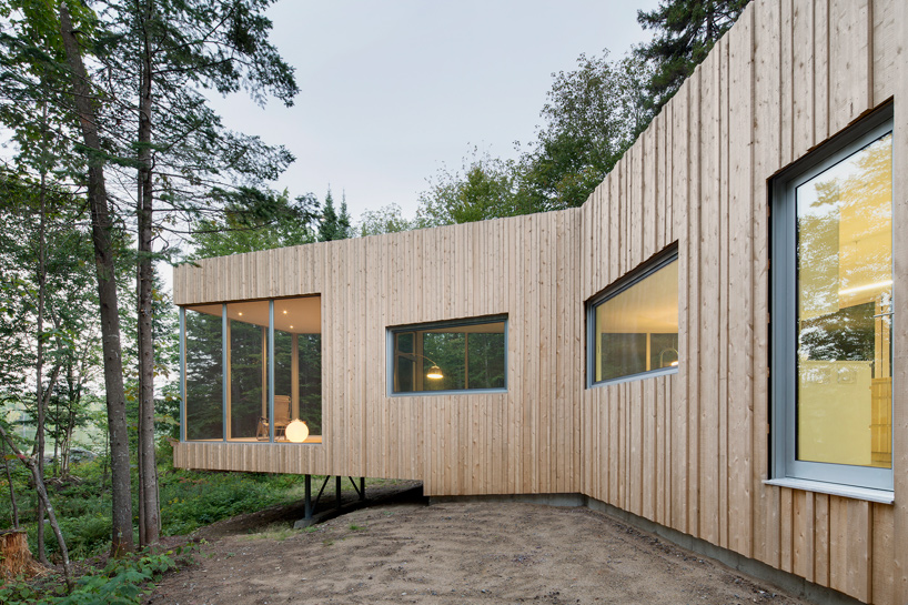 paul bernier architecte house on lac grenier montreal canada designboom