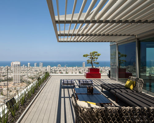 pitsou kedem organizes contemporary duplex penthouse overlooking tel aviv