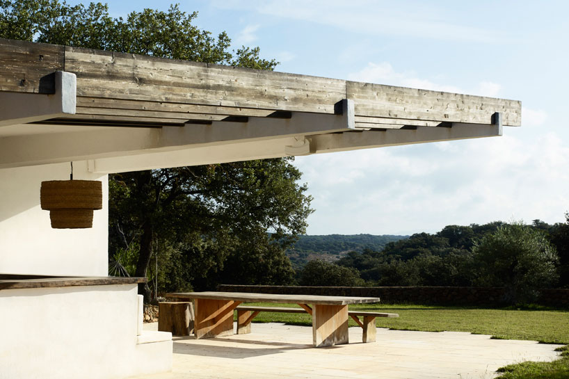 roz-barr-architects-pool-house-sierra-nevada-designboom-02