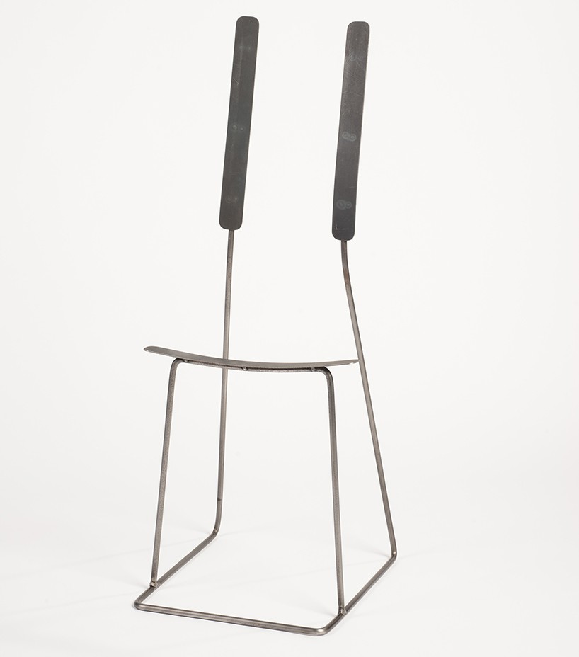 2 notes chair