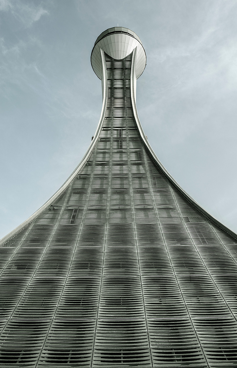 art-of-the-airport-tower-smithsonian-carolyn-russo-designboom-03
