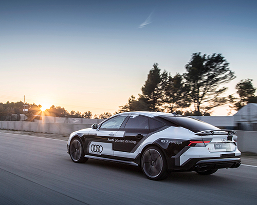 designboom tests the accuracy of AUDI’s improved autonomous RS 7 in barcelona