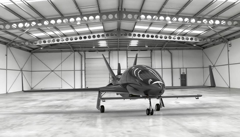 cobalt-valkyrie-private-aircraft-designboom-02