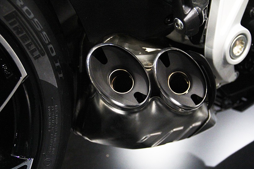 ducati-xdiavel-cruiser-motorcycle-EICMA-2015-designboom-11