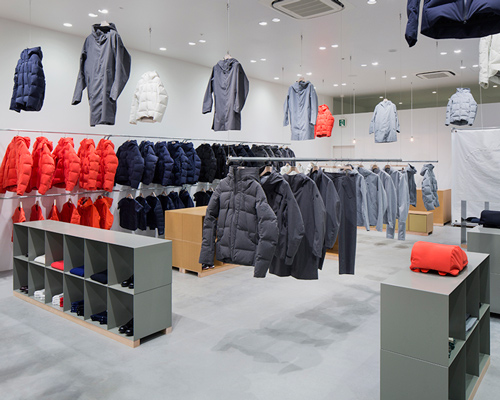 schemata architects completes third retail outlet for descente blanc
