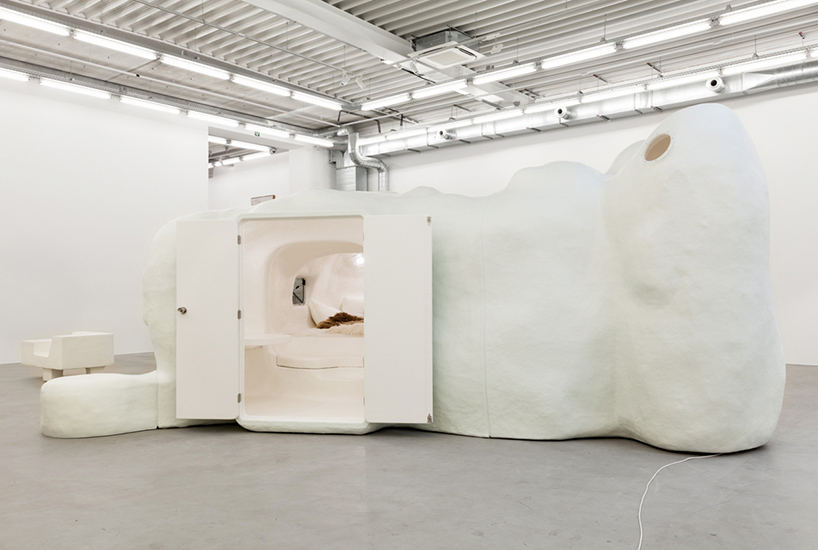 joep-van-lieshout-almine-rech-gallery-brussels-primitive-modern-designboom-08