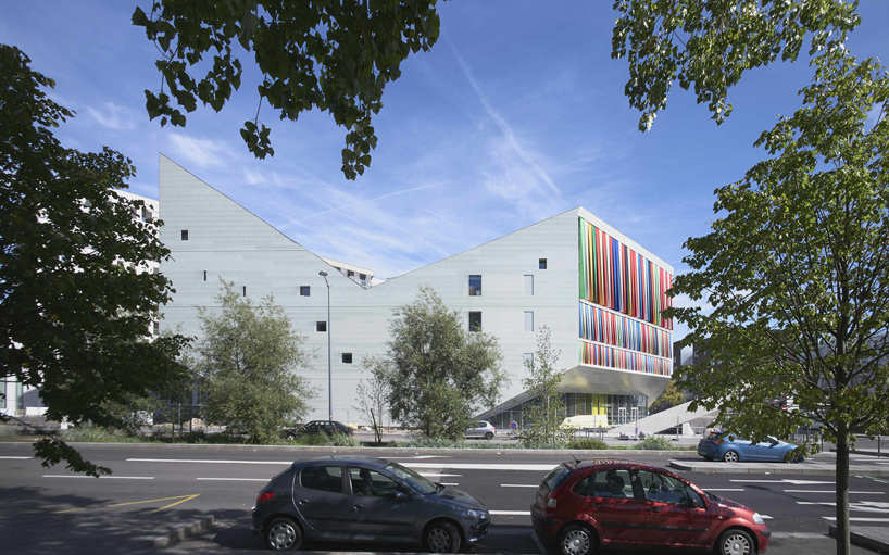 julien de smedt JDS architects euralille youth centre lille france designboom