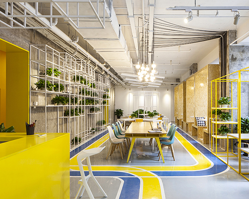 MAT office creates flexible coworking space in beijing