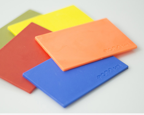 peter marigold's reusable bioplastic FORMcards melt to fix and modify damaged objects
