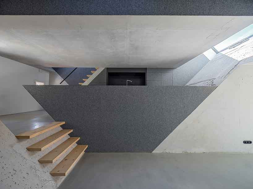 peter haimerl renovates shoemaker's farmhouse with contemporary cube