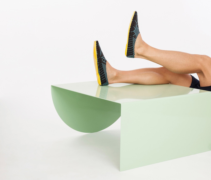 pikkpack X supermundane flat pack shoes designboom
