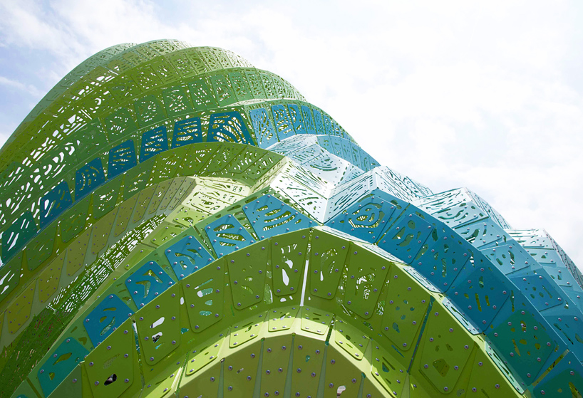 louis vuitton pavilion by MARC FORNES / THEVERYMANY bubbles up at