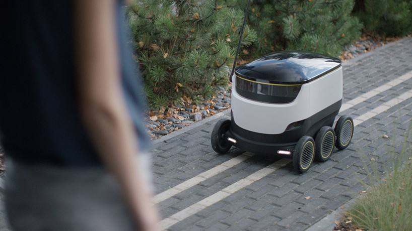 starship-technologies-delivery-robot-designboom-06
