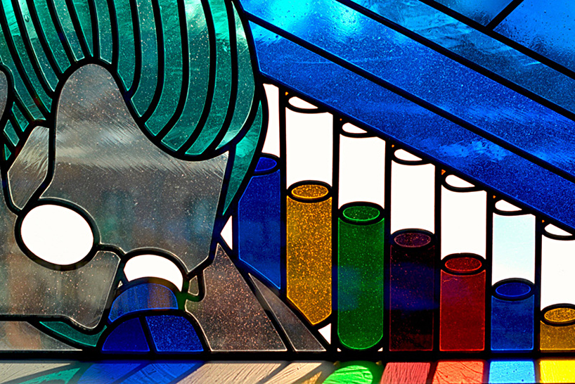 stefan-glerum-stained-glass-amsterdam-ymere-designboom-12