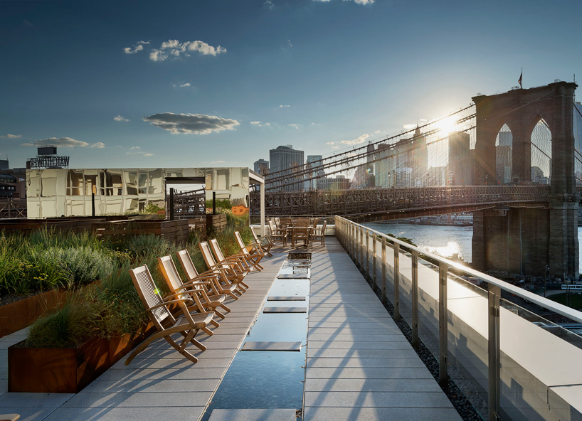 60 water apartments dumbo brooklyn roof garden james corner field operations designboom