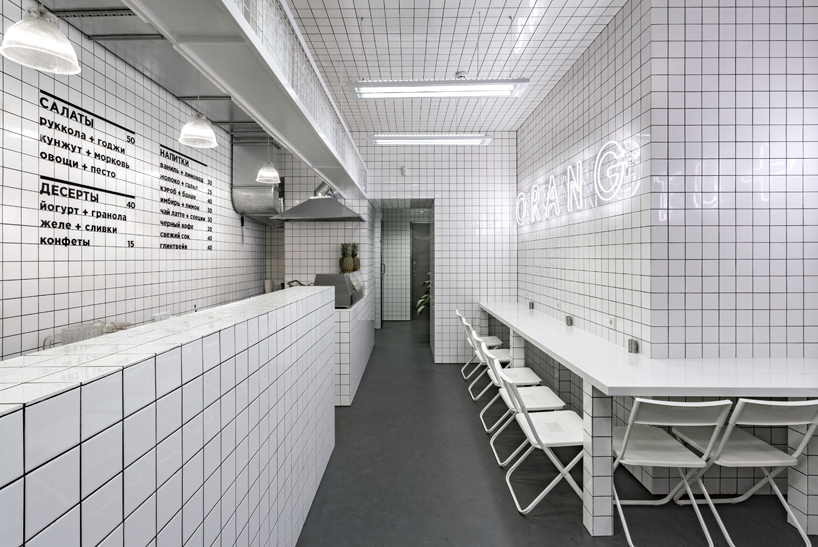 AKZ-architectura-orang-+-utan-vegetarian-bar-kiev-designboom-02