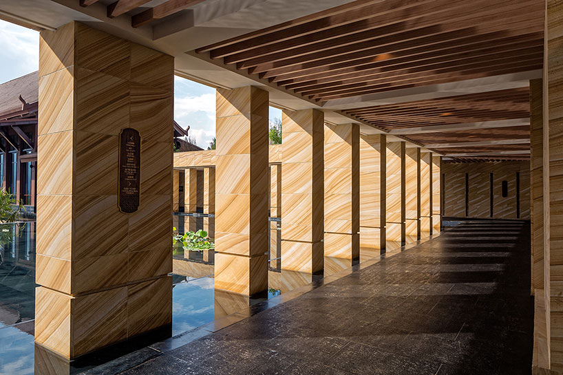 OAD places wanda vista xishuangbanna resort in china's lush mountainside