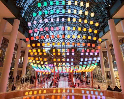 rockwell group lights up brookfield place new york with hundreds of colored lanterns