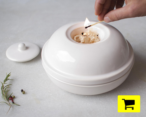 the ceramic self smoker dish by WAO store adds extra flavor to your food
