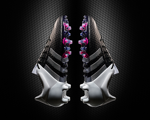 Descomponer Moral Parpadeo adidas paints the ACE and X series black, white and pink