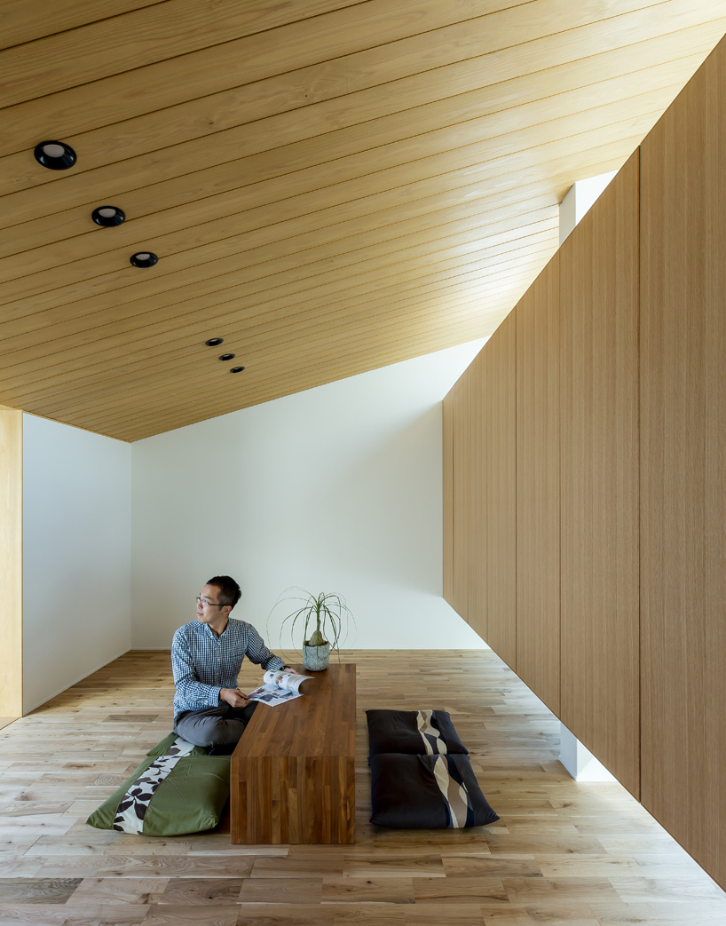 alt-design-office-maibara-house-japan-designboom-02
