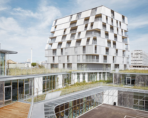 chartier dalix architectes builds green-roofed rosalind school and dormitory